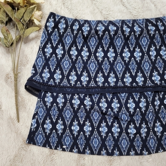 WHBM Blue Diamond Geometric Print Strapless Layered Blouse Size S - Picture 2 of 8